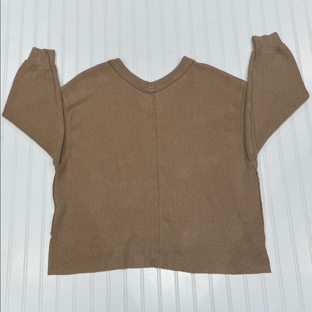 AERIE WOMENS TAN THERMAL RIBBED V-NECK OVERSIZED LONG SLEEVE SHIRT SIZE LARGE - Picture 7 of 8